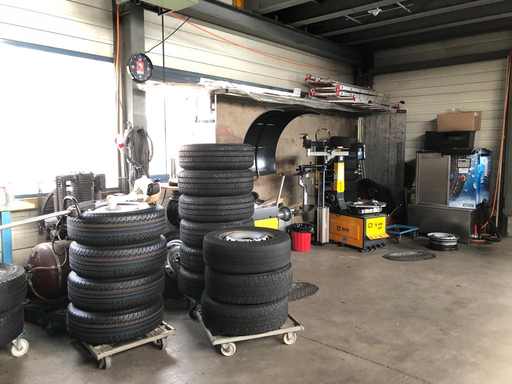 Logistik / Lager / Distribution